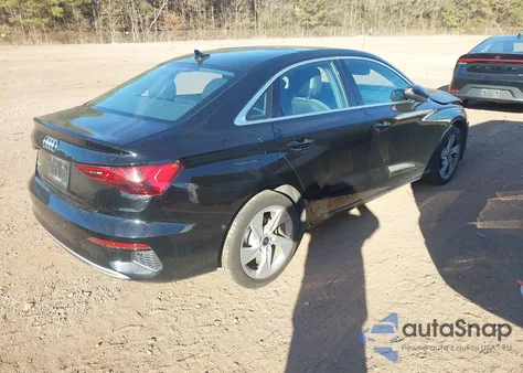 2024 Audi A3 Premium 40 Tfsi Front-Wheel Drive S Tronic z USA, uszkodzony, nr VIN WAUAUDGY7RA126291